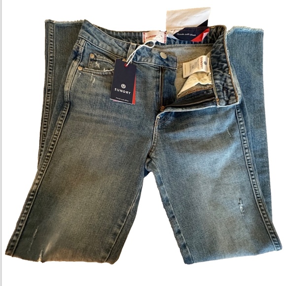 Anthropologie Sundry Jeans *** NWT*** Size 24 - Blue Medium Wash - Picture 1 of 17